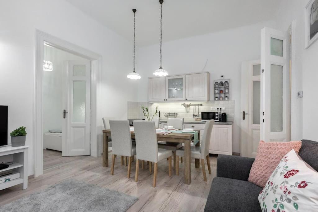Apartament Perfect Day 3 -3 Bedr, 2 Bathrooms *